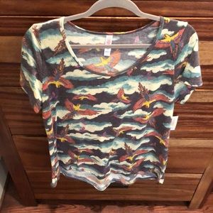 Rare bird print Lularoe classic tee. BNWT. XL